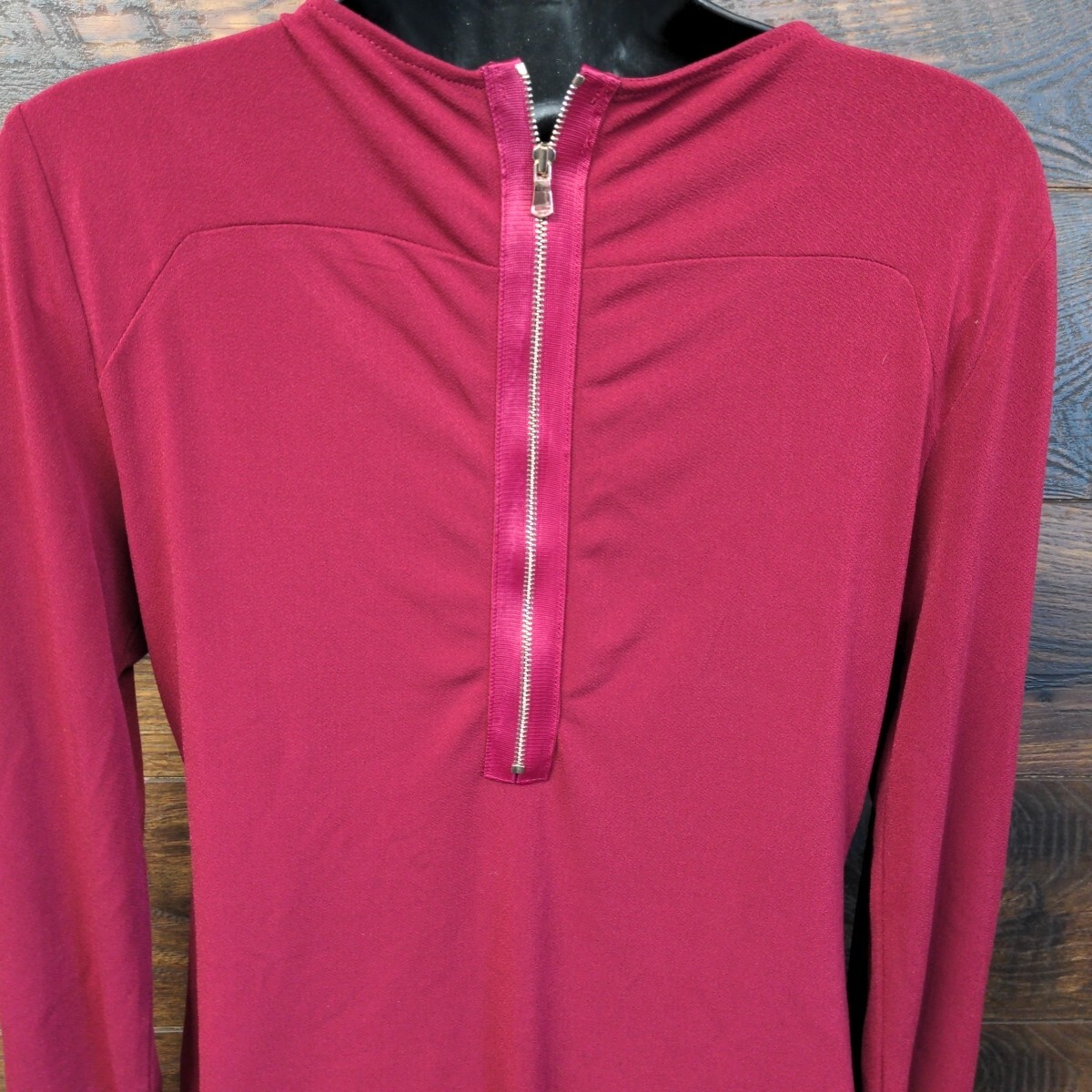 Ann Taylor Women's Plum Long Sleeves V Neck Surplice Pullover T Shirt