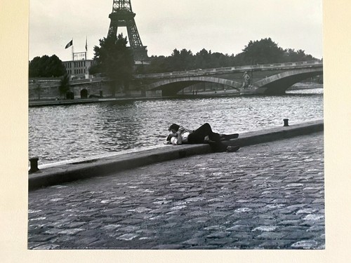 ROBERT CAPA RARE 1988 PHOTO LITHOGRAPH PRINTCOLLECTOR POSTER LA TOUR EIFFEL 1952 - 第 4/9 張圖片