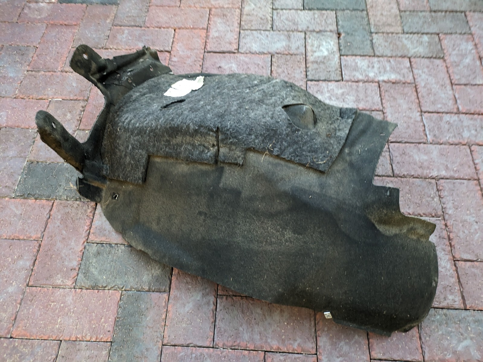 Bentley Continental Flying Spur Front Right Fender Liner Splash Shield