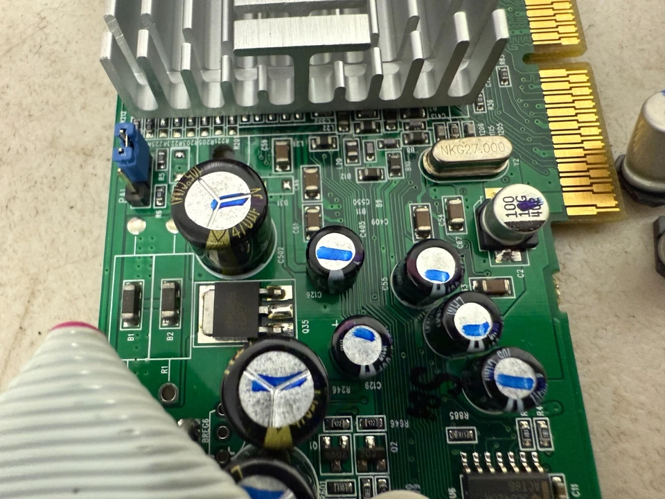 TARJETA GRÁFICA DIAMOND STEALTH S80 RADEON 9200SE 128 MB DDR S80AGP Foto 4 de 4