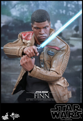 Hot Toys MMS345 Star Wars The Force Awakens 1/6th scale Finn