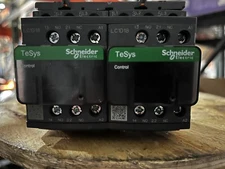 LC2D18G7  Schneider Electric Reversing Contactor