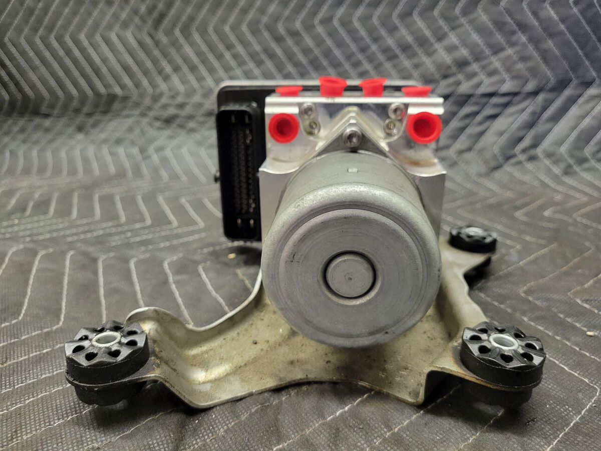 BMW G30 5-Series ABS Anti-Lock Brake Pump Module 34516889216 BMW G30 5-Series ABS Anti-Lock Brake Pump Module 34516889216