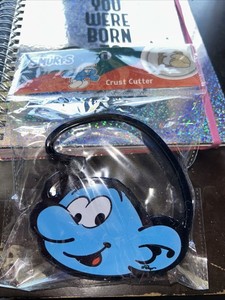 The Smurfs Blue Plastic Fun Shape Bread Crust Cutter