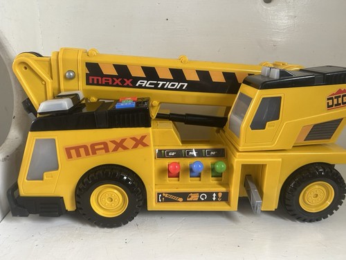 Maxx Action 3-N-1 Crane Truck 27'' Large Construction Vehicle Lights & Sounds - Picture 2 of 5