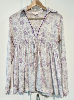 Natural Elements   XS Purple and White Floral Blouse  