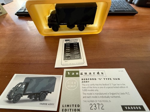 Vanguards VA8008 Bedford 'S' Type Boxback Army 1:64 Scale Limited Edition - Picture 11 of 11