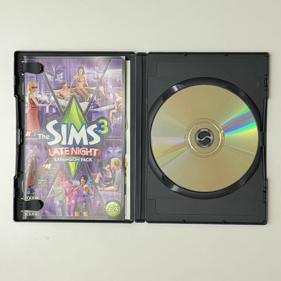 Sims 3 Late Night and Master Suite Pc/Mac - Image 2 of 4