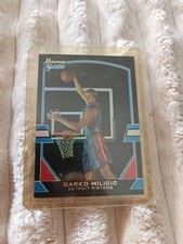 2003-04 Bowman Signature - Darko Milicic #57 Rainbow /125 (RC)