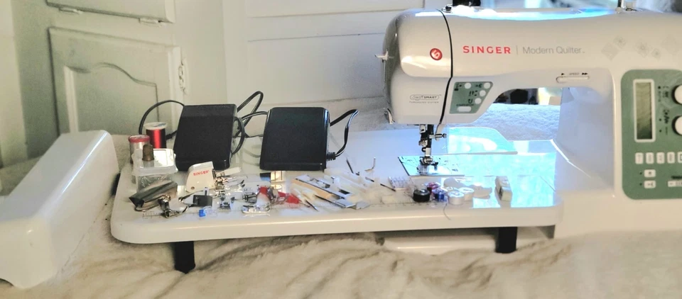 Máquina de coser Singer 8500q moderna acolchada Foto 3 de 4