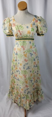 fitted lace wedding dress VINTAGE GARDEN PARTY FLORAL PRINT PLEATED SURPLICE NECKLINE SILKY TAFF  Vintage  Clothing & Fashions