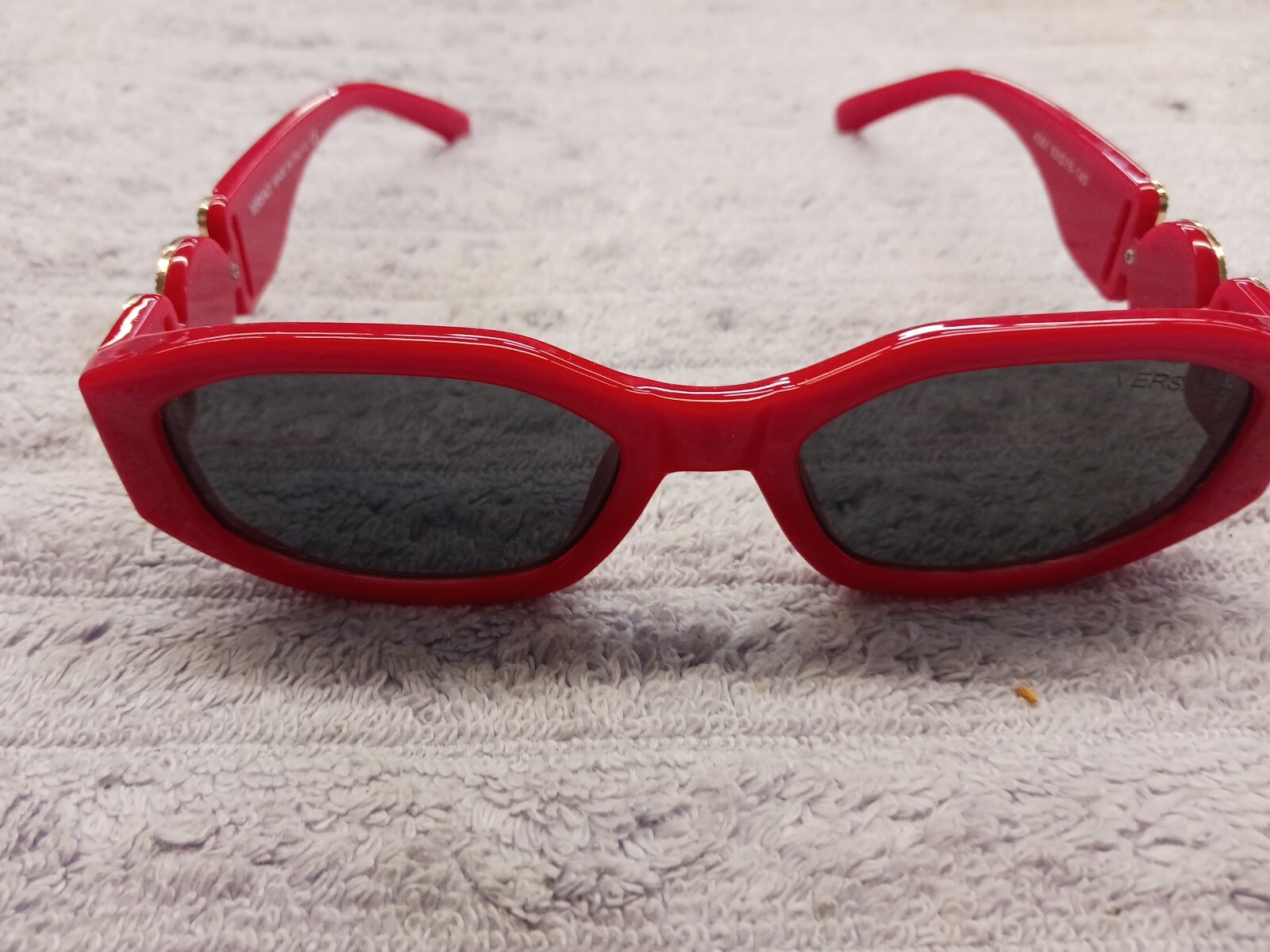 Versace VE4361 533087 Red Unisex Rectangle Sunglasses… Gem