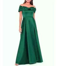 Xscape Hunter Green Bow Front Off the Shoulder Satin Ballgown Size 14 $298