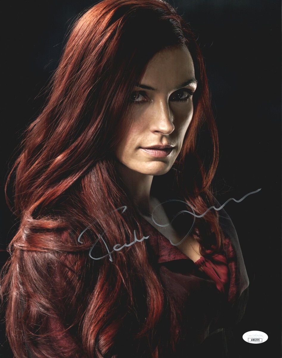 FAMKE JANSSEN Signed X-MEN 11x14 Photo JEAN GREY Authentic