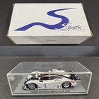 Foto 1 di 9