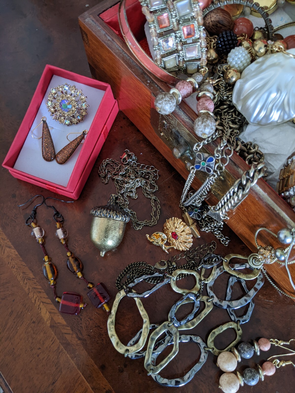 vintage jewellery bundle job lot gold/ bronze bracelet, necklace