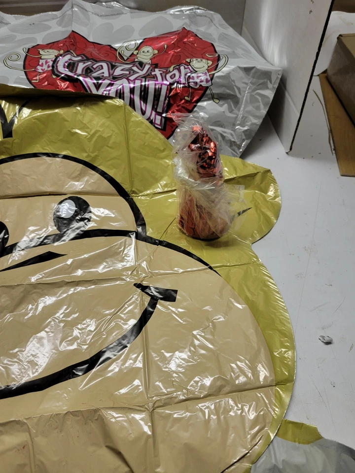 8 Sets - Valentine Day 6-Piece Monkey Crazy For You/Red Heart Anagram Balloons - Image 3 of 4