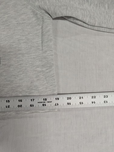 Happy Nation by Victoria Secret Gray Crop Crewneck Sweatshirt Girls +Medium NEW - Picture 8 of 13