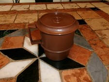 Mug / Tasse vintage TUPPERWARE avec Couvercle  pique nique  0.25 cl-Marron