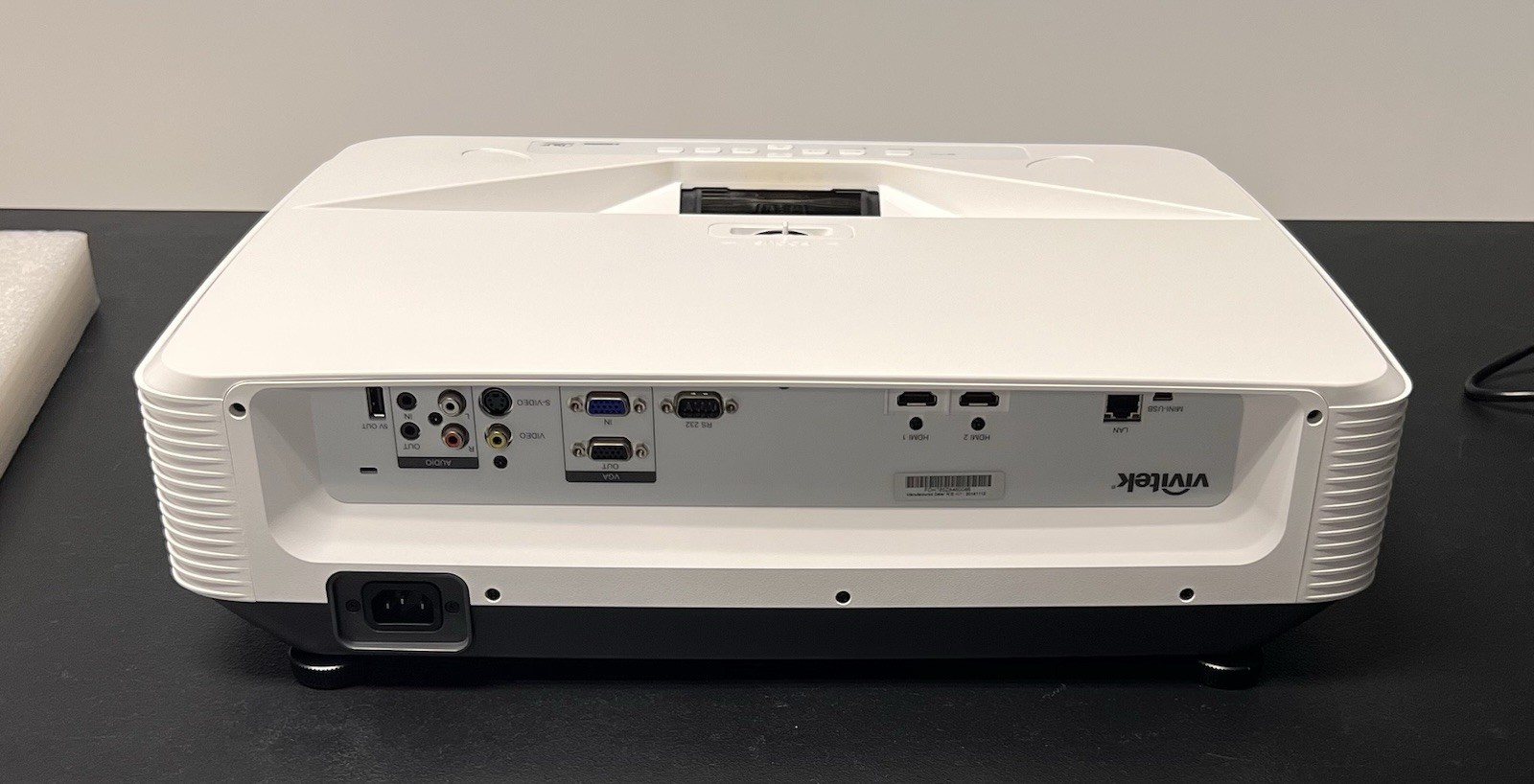 Vivitek DH765Z-UST - Ultra Short Throw Laser Projector