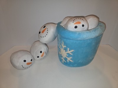 Iscream Snowballs Bucket Plush Winter Playtime Indoor Pretend Play Education Toy