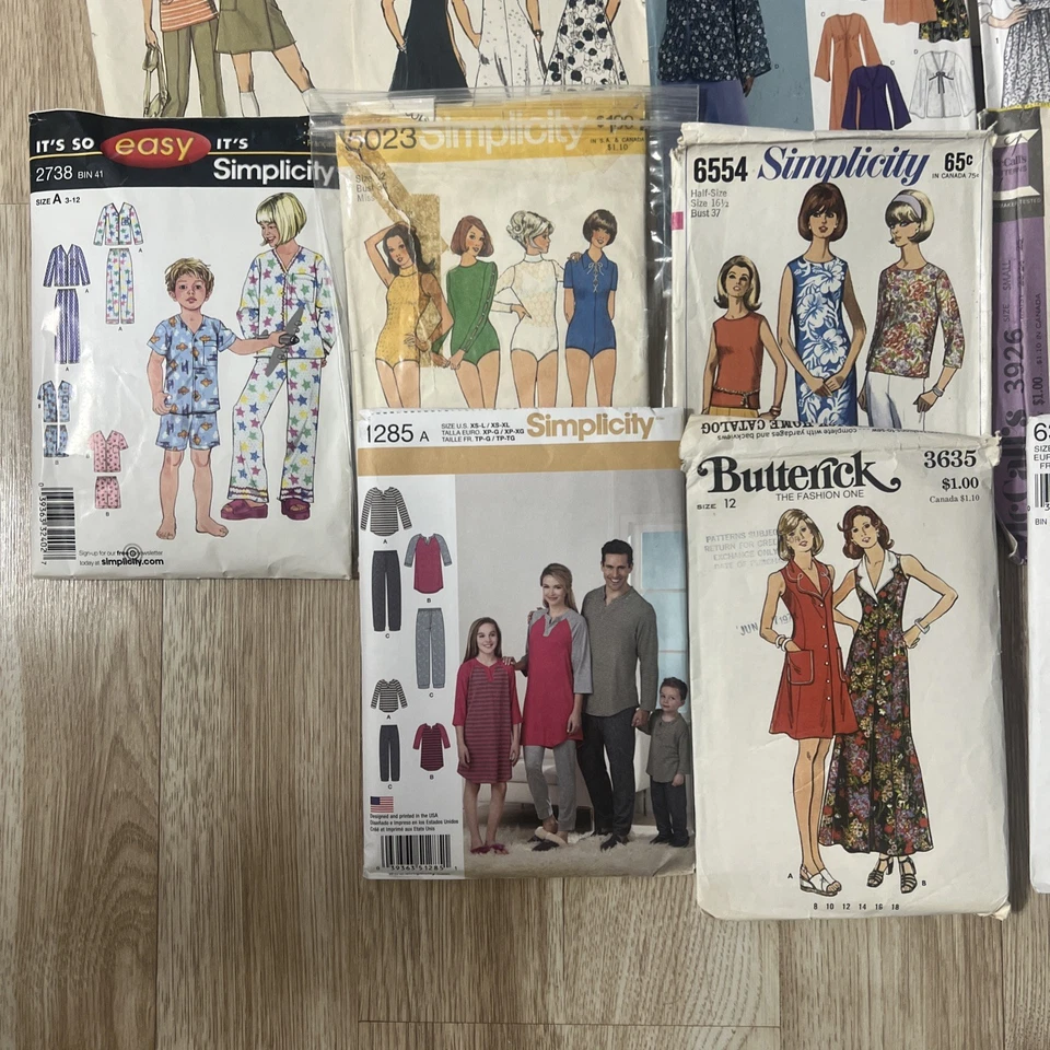 Huge Vtg. Sewing Patterns Lot Dresses Kids Dolls Pets Pants Tops Baby butterick - Image 2 of 4