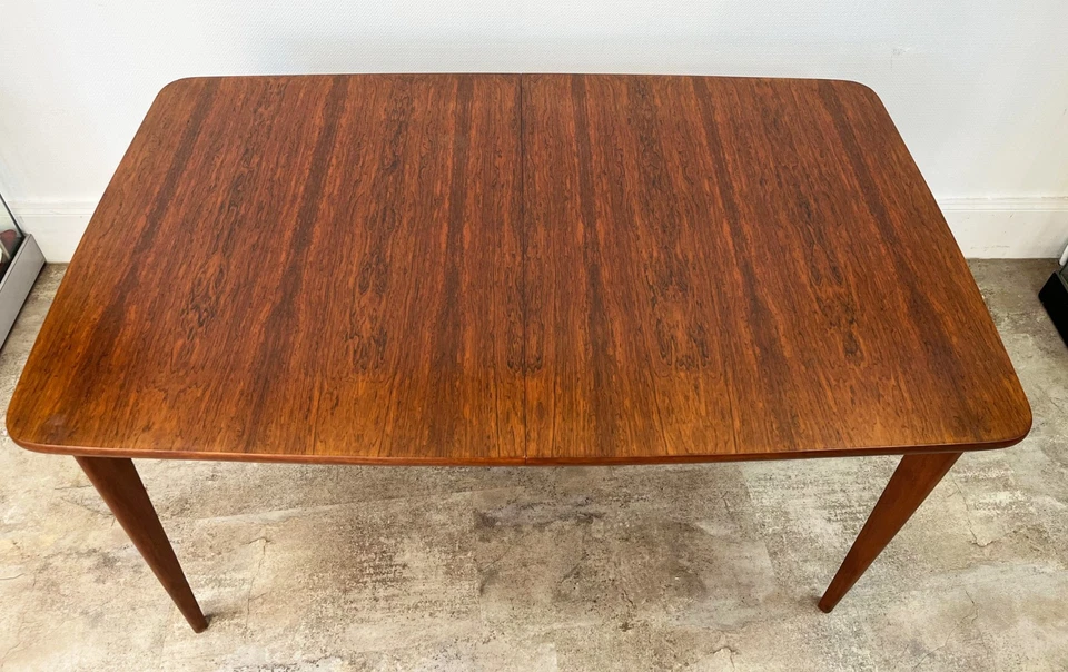 Table vintage de style scandinave en palissandre annee 50/60 - Photo 3/4
