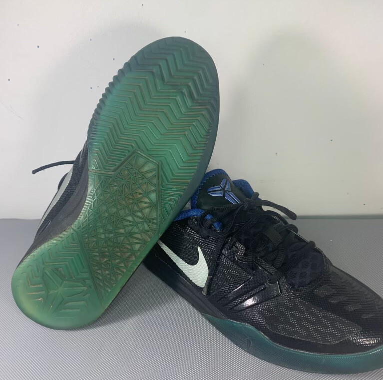 【中古品】NIKE KOBE MENTALITY Nike Kobe Mentality 2 KB Sneakers - White/Wolf Grey/Volt