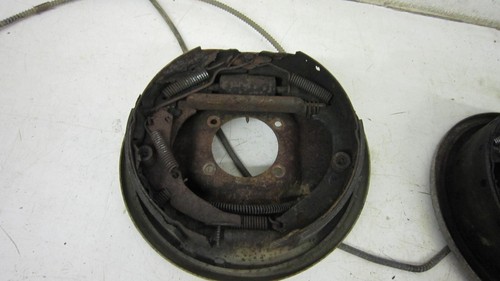 73-87 10 Bolt Differential Backing Plate And Brake Parts Drivers Side & Pass #3 - Picture 3 of 13