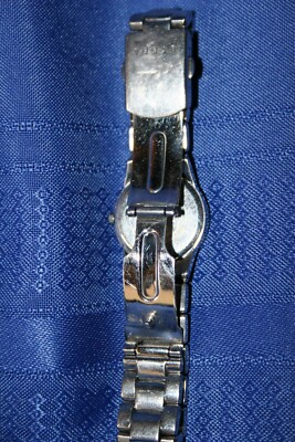 EUC! Vintage Guess Watch with 2 Extra Bands Guess | Accessories | Euc Vintage Guess Watch With 2 Extra  main image 3