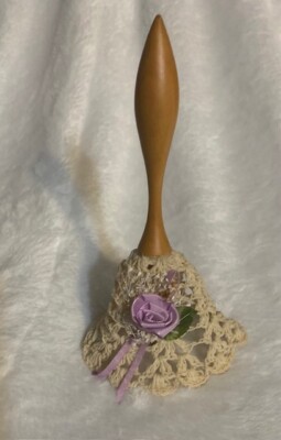 VINTAGE HAND CROCHETED LACE BELL PURPLE FLOWERS Beautiful Pre-Owned