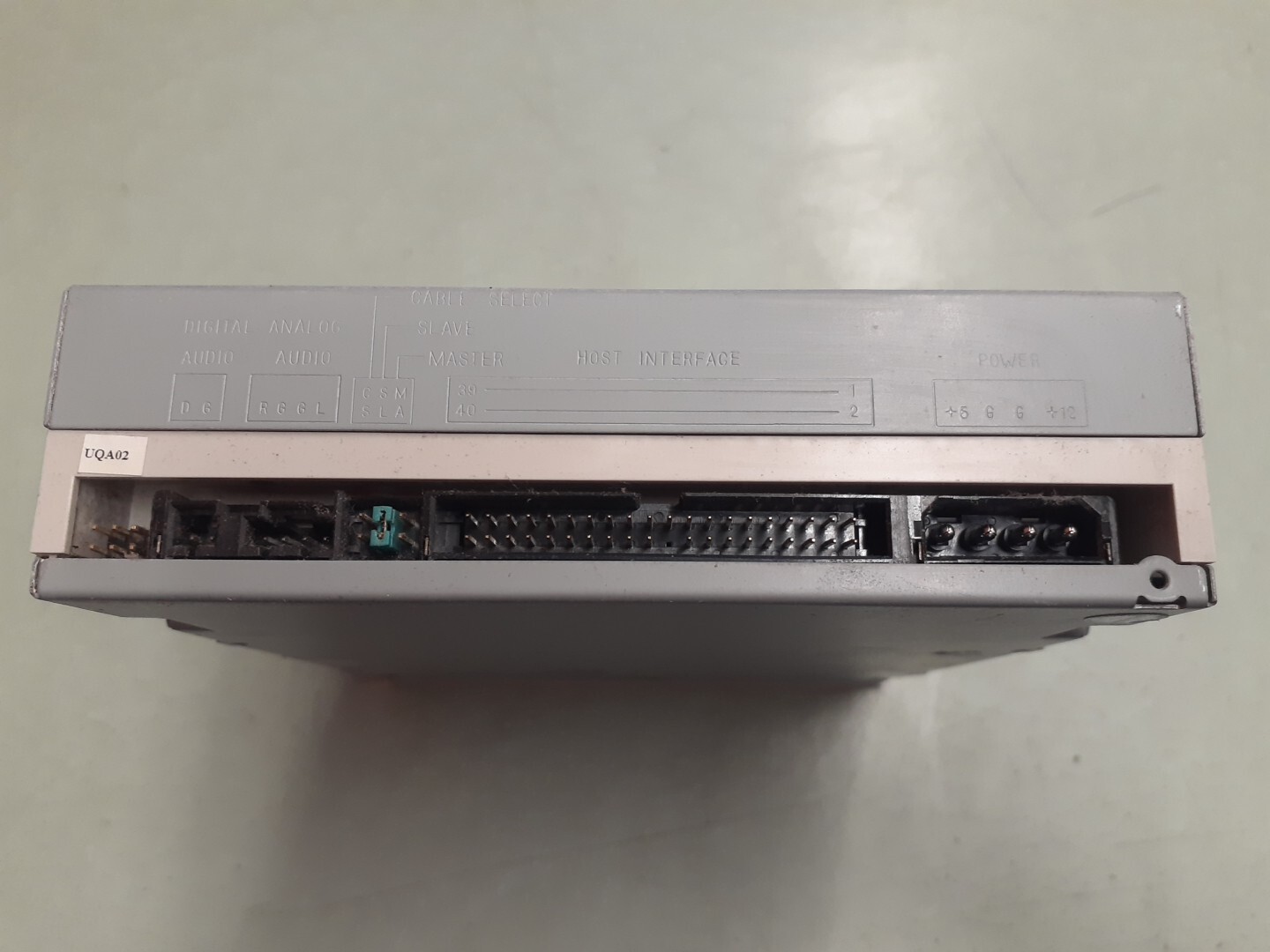 LITE-ON IT LTR-24102B CD-RW IDE Drive Gateway 5502140 - Beige Bezel