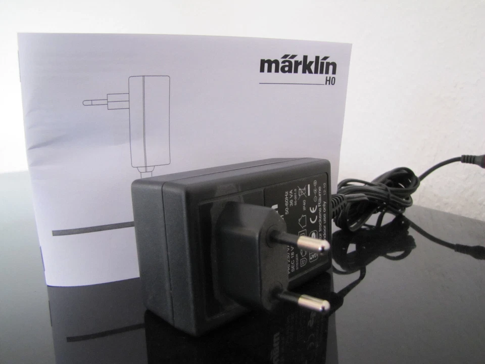 Märklin Trafo / Schaltnetzteil 66360 (36VA), neu, aus Startset, frei Haus (D)