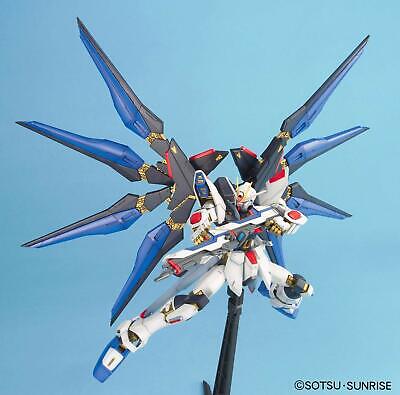 MG 1/100 ZGMF-X20A Strike Freedom Gundam (Mobile Suit Gundam MG 1/100 ZGMF-X20A Strike Freedom Gundam (Mobile Suit Gundam