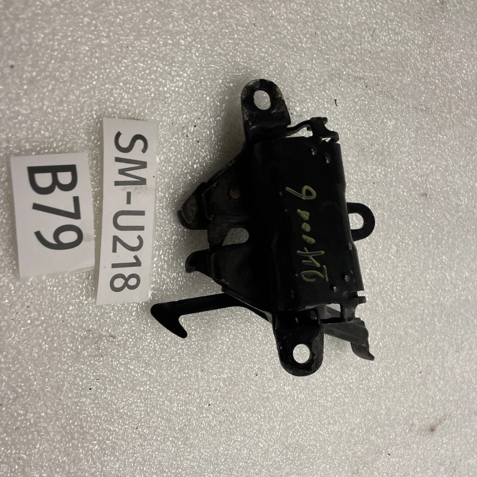 Toyota Matrix XR 2003 sedán capó delantero bloqueo panel de cierre OEM Foto 2 de 4