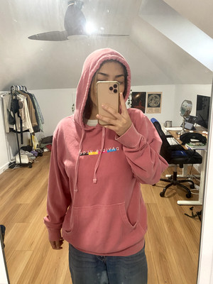 David Dobrik Hoodie, ''David's Vlog'' Beverly Collection, Vlog Squad Merch