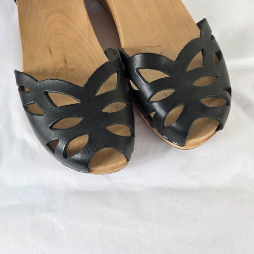 Swedish Hasbeens Ornament Perforated Leather Clog Sandals Size EU 37 US 7 Black - Picture 3 of 10