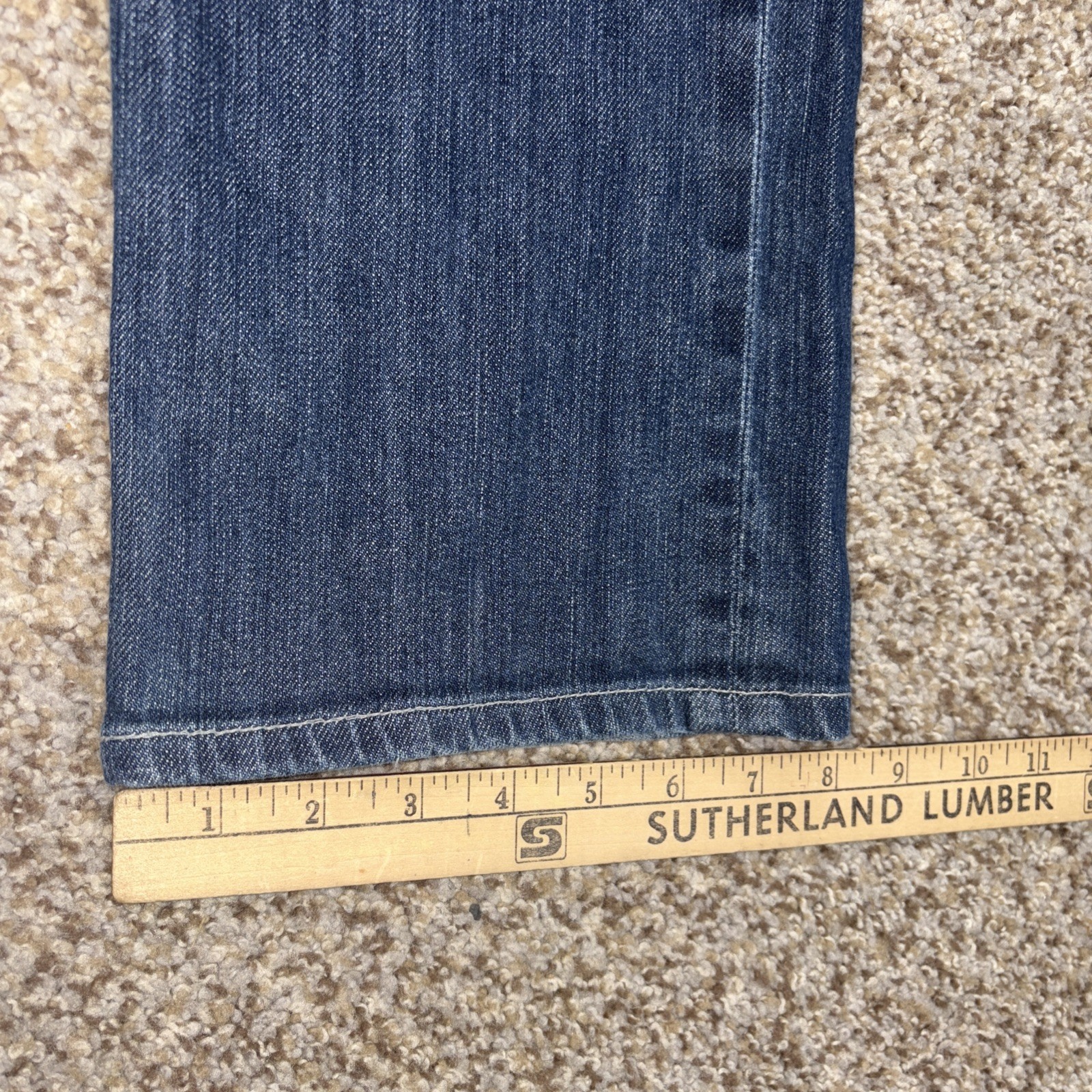 7 for all Mankind Slouchy Denim jeans Men's size 33 X 29 medium wash button fly - View 13