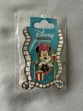 DSSH D23 Minnie Popcorn Movie Theater Chair DSF Disney Pin 2025