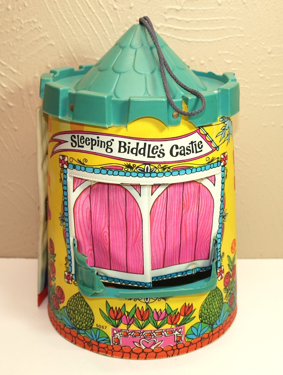 Vintage Mattel Liddle Kiddles Storybook SLEEPING BIDDLE & Her
