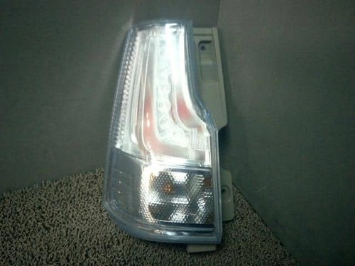 SUZUKI Solio 2019 DAA-MA46S Lewe tylne światło 3567081PD0 [Używane] [PA92059763]