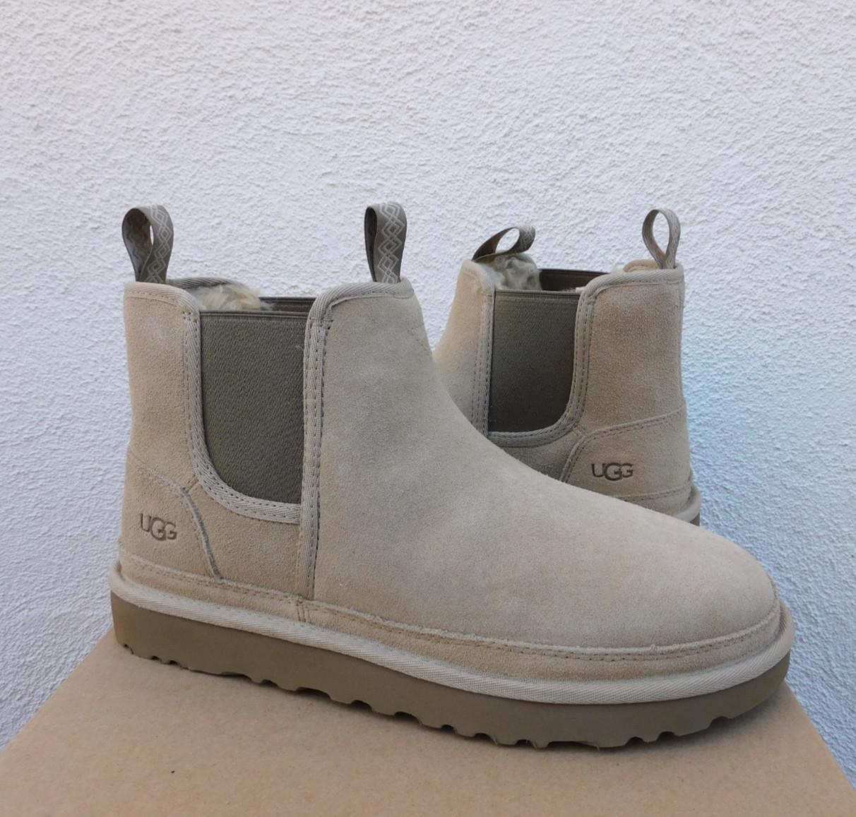UGG NEUMEL CHELSEA MUSTARD SEED SUEDE/ WOOL  ANKLE BOOTS, MEN US 12/ EUR 45 ~NEW
