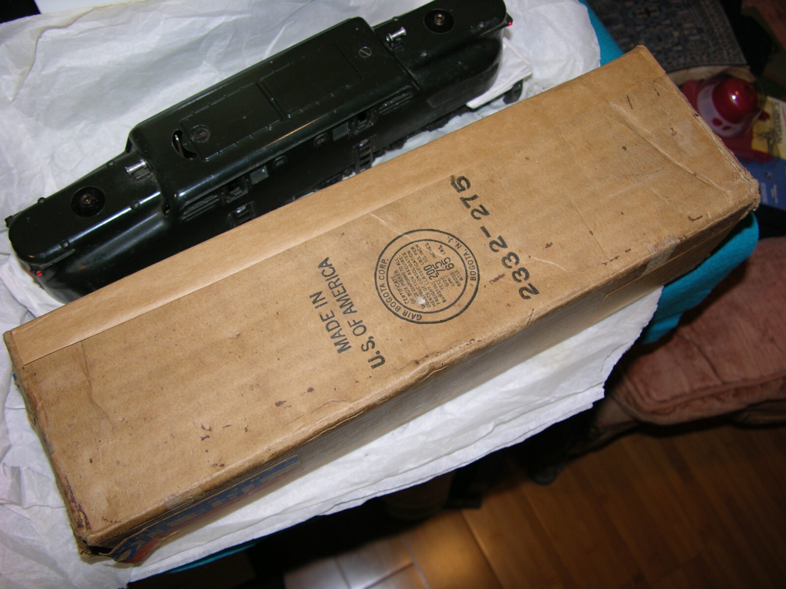 POSTWAR LIONEL 2332 PENNSYLVANIA RAILROAD BRUNSWICK GREEN 5 STRIPE GG1