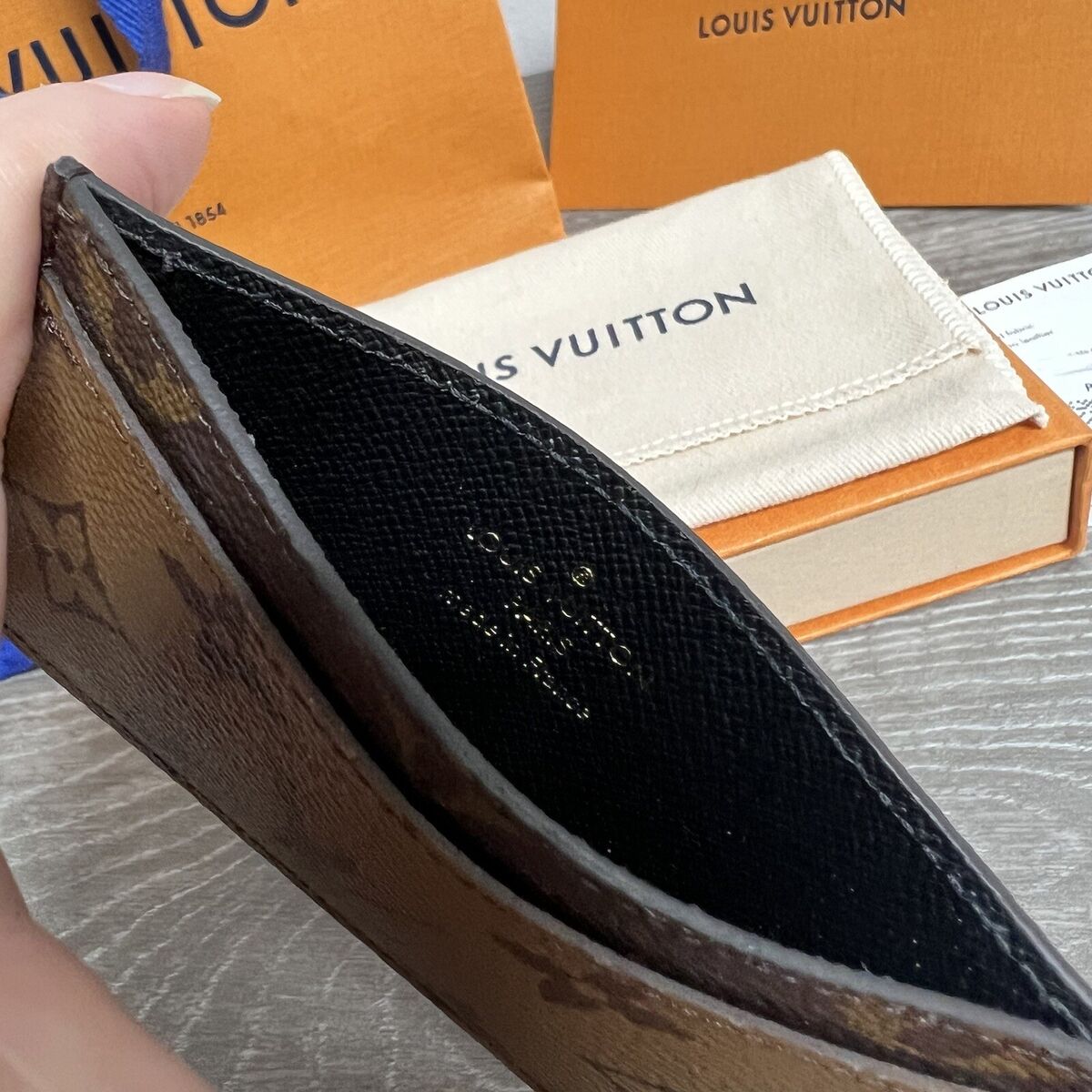 New 2023 Louis Vuitton Reverse Monogram Card Holder with Receipt