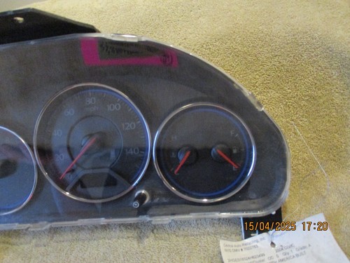 2003-2005 HONDA CIVIC SEDAN FACTORY DASH SPEEDOMETER CLUSTER 37,880 MILE TESTED - Picture 3 of 16