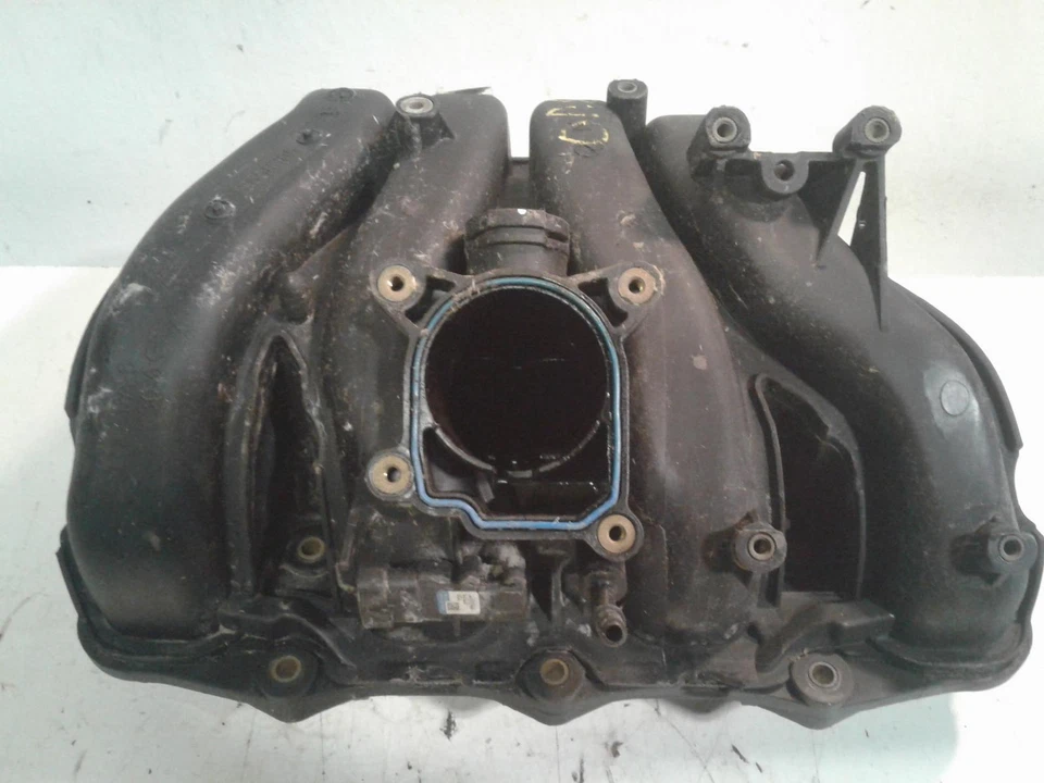 Used Engine Intake Manifold fits: 2005 Chevrolet Cobalt 2.2 Grade A Foto 2 de 4