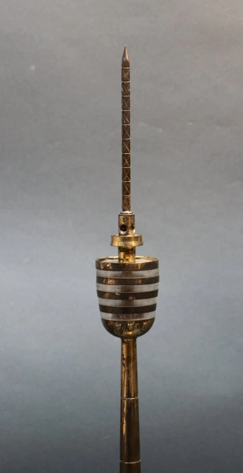 Stuttgarter Fernsehturm Modell Fritz Leonhardt - Messing - elektrifiziert - F15 - Bild 2 von 4