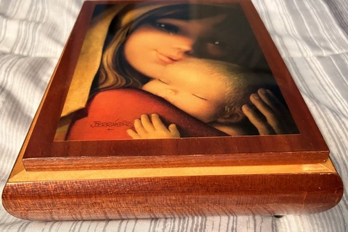 Vtg Original Deichert Holy Mother & Child Switzerland Wooden Music Box Christmas - Picture 7 of 8