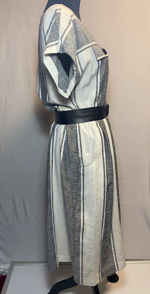 Vintage Leslie Fay Dress With Pockets Cap Sleeves - Image 3 of 4