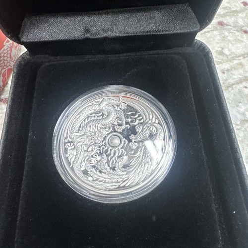 2018-P Australia 1 oz Silver Dragon & Phoenix $1 Coin Proof COA Box ONLY - Picture 5 of 6